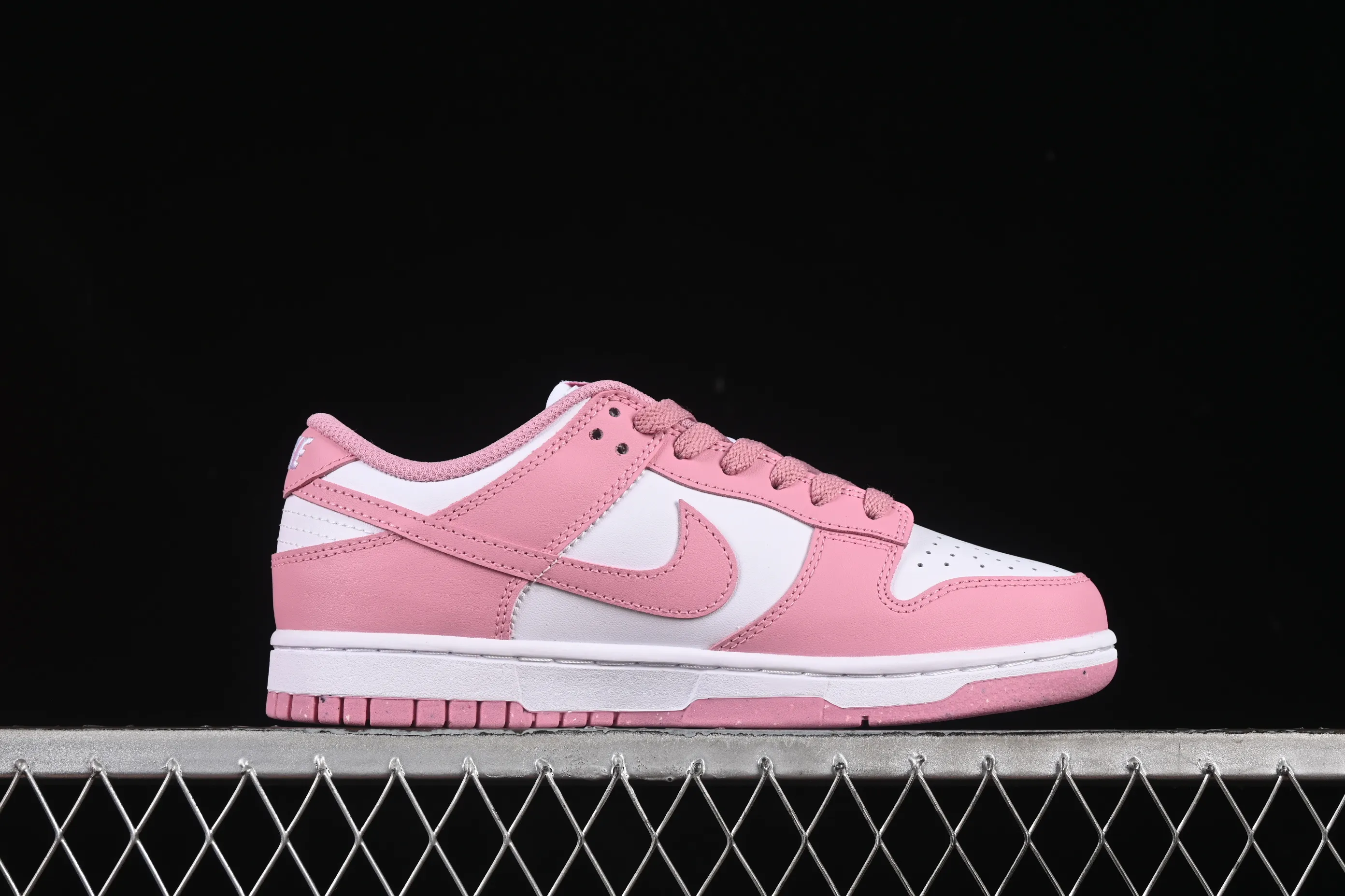 All categories Nk SB Dunk series Nk SB Dunk Low low-top sneakers Nike Dunk Low white pink low-top casual sneakers DD1873-112